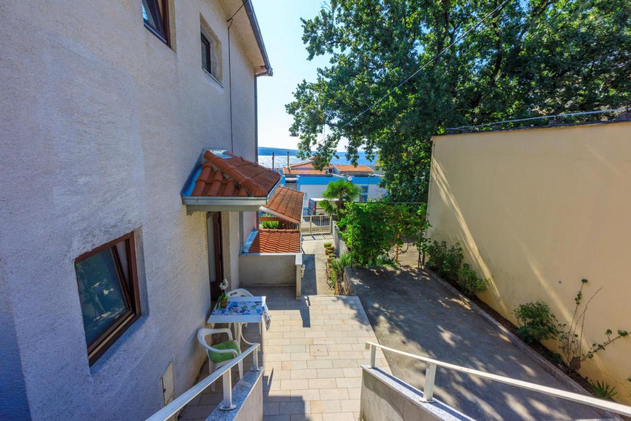 Apartment Roni Crikvenica Exterior photo